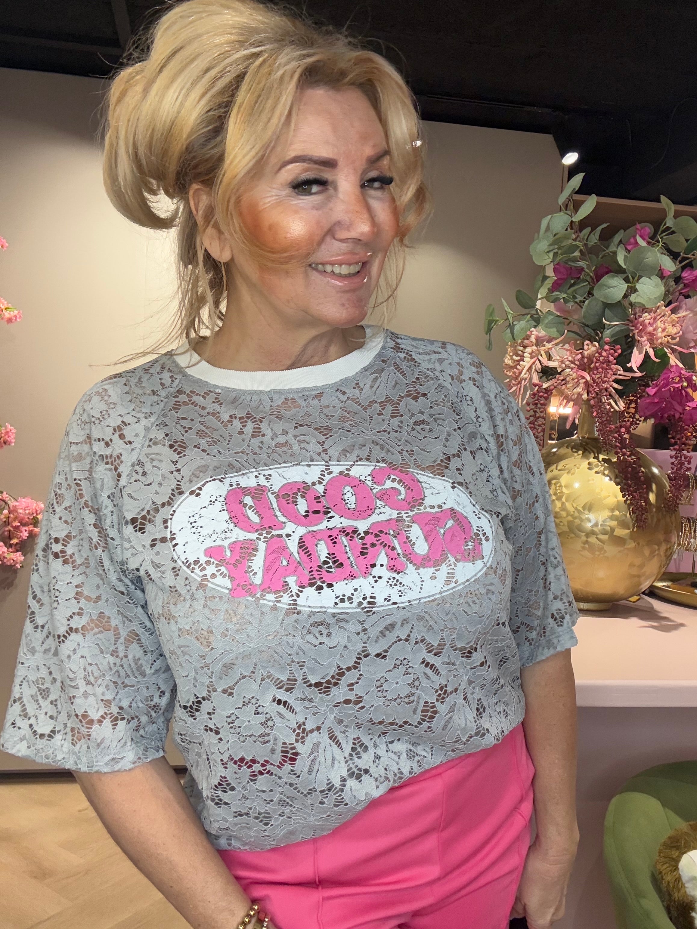 T-Shirt Kant Good Sunday Grijs